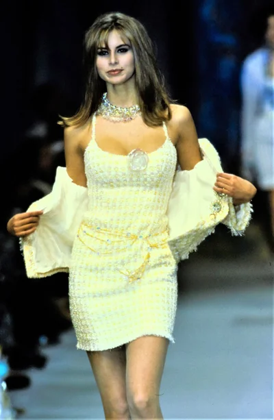 Look 28